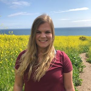 Meet your Posher, Ellen